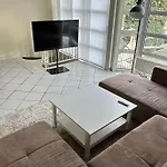 150qm Haus Fuer 6 Mit Parkplatz & Terrasse Casa de Férias Bremen