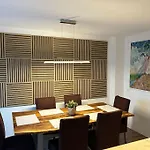 Prázdninový dům 150qm Haus Fuer 6 Mit Parkplatz & Terrasse *