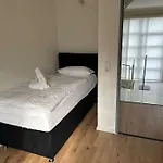 150Qm Haus Fuer 6 Mit Parkplatz & Terrasse Feriehus *