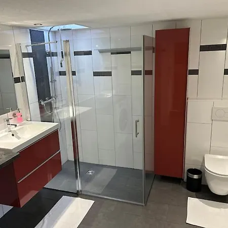 150qm Haus Fuer 6 Mit Parkplatz & Terrasse Nyaraló *